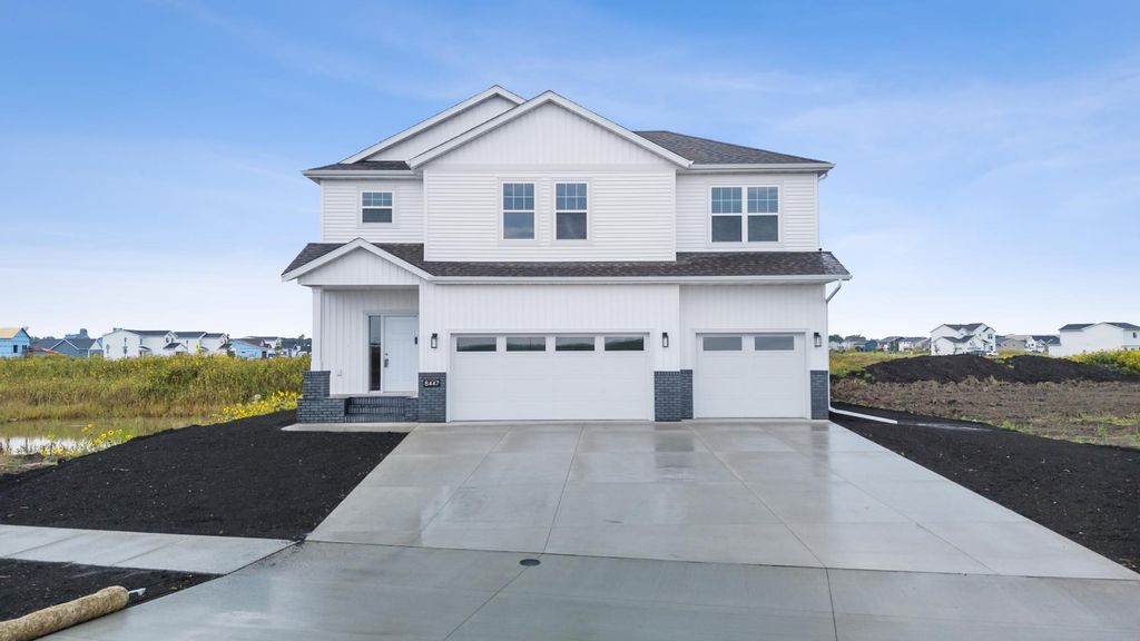 8378 62 Street S, Horace, ND 58047