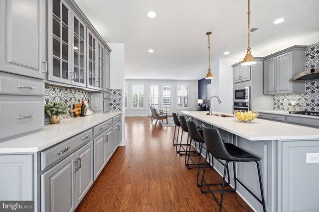 25433 HARTLAND ORCHARD TER, Chantilly, VA 20152