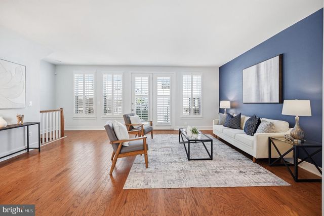 25433 HARTLAND ORCHARD TER, Chantilly, VA 20152