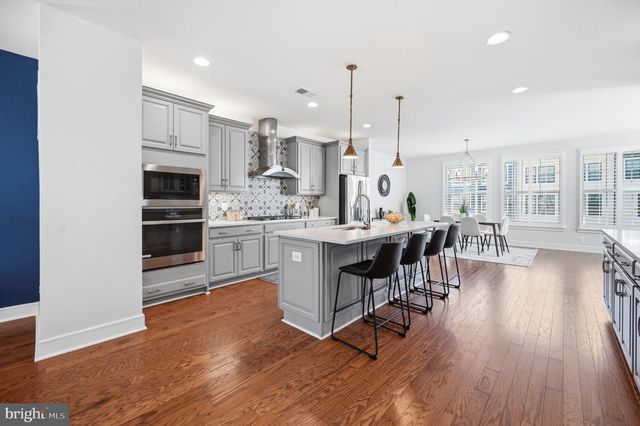 25433 HARTLAND ORCHARD TER, Chantilly, VA 20152