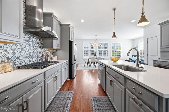 25433 HARTLAND ORCHARD TER, Chantilly, VA 20152