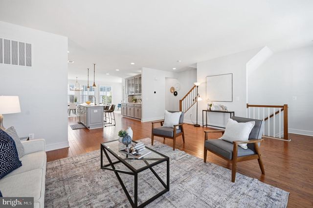 25433 HARTLAND ORCHARD TER, Chantilly, VA 20152