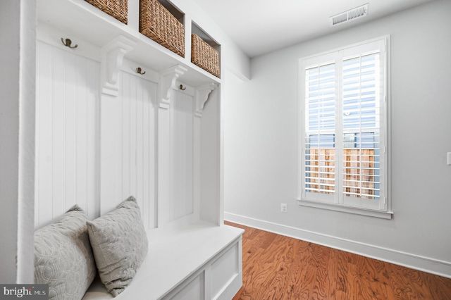25433 HARTLAND ORCHARD TER, Chantilly, VA 20152