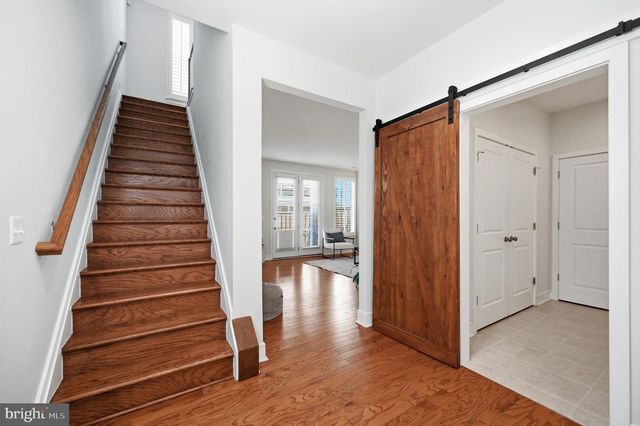 25433 HARTLAND ORCHARD TER, Chantilly, VA 20152