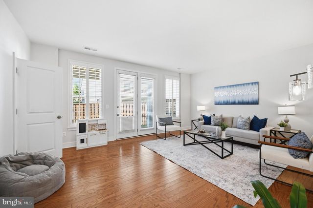 25433 HARTLAND ORCHARD TER, Chantilly, VA 20152