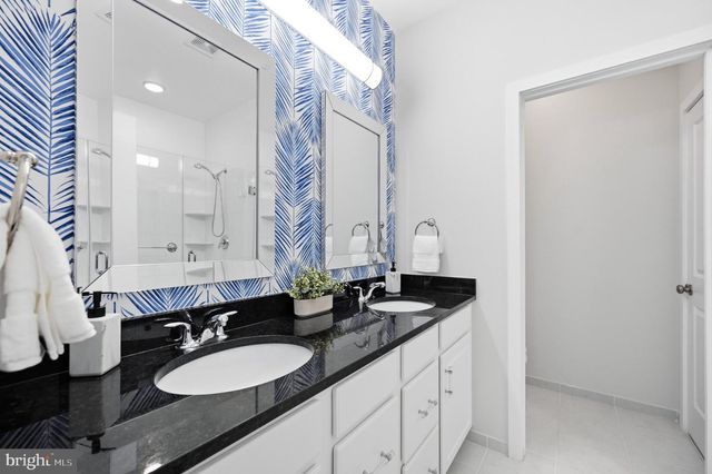 25433 HARTLAND ORCHARD TER, Chantilly, VA 20152