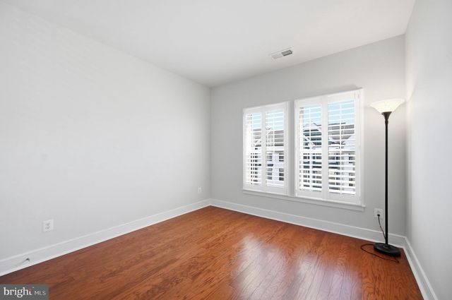 25433 HARTLAND ORCHARD TER, Chantilly, VA 20152