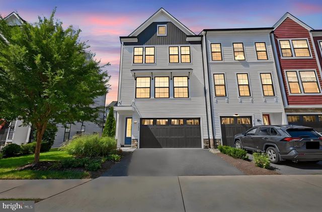 25433 HARTLAND ORCHARD TER, Chantilly, VA 20152