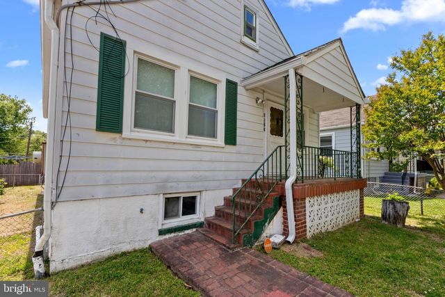 5515 JAY ST NE, Washington, DC 20019