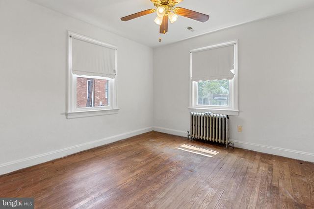 5515 JAY ST NE, Washington, DC 20019