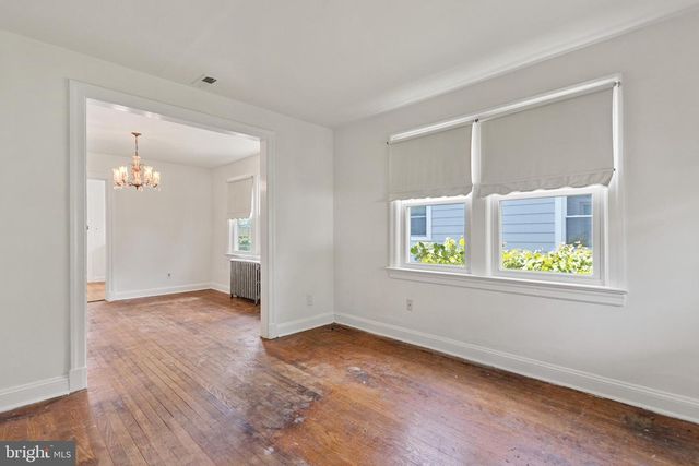 5515 JAY ST NE, Washington, DC 20019