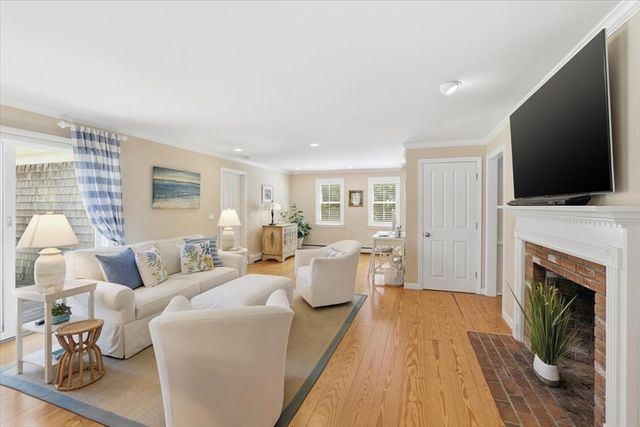 60 Harbor Hill Rd, Chatham, MA 02633