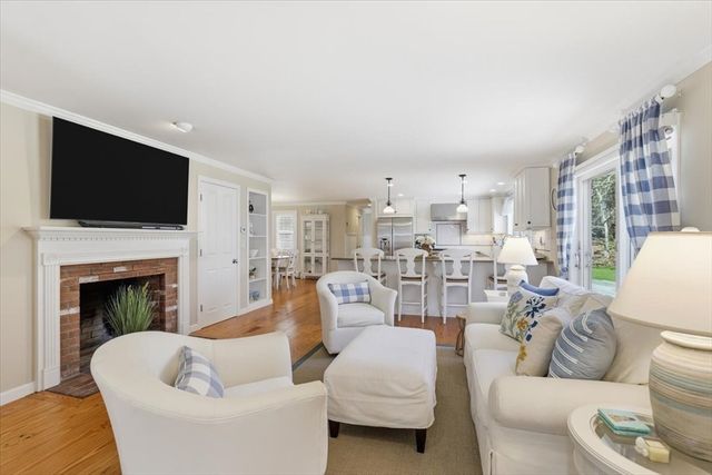 60 Harbor Hill Rd, Chatham, MA 02633