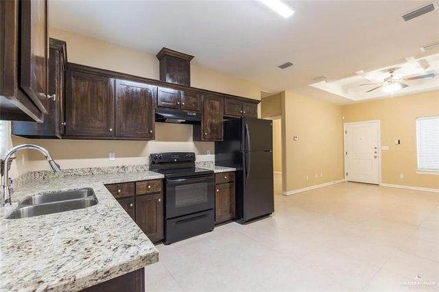 2805 E Garfield Avenue, Alton, TX 78573