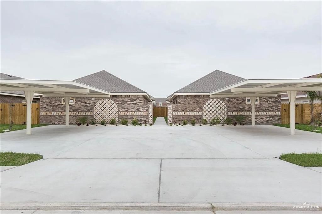 2805 E Garfield Avenue, Alton, TX 78573
