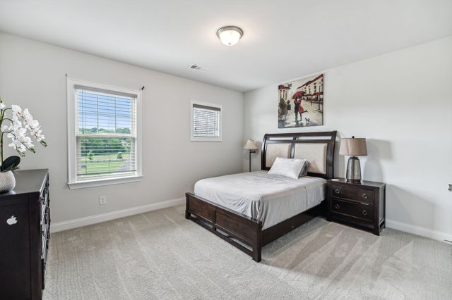 3208 Chase Point Dr, Franklin, TN 37067