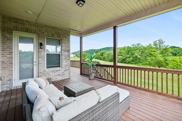 3208 Chase Point Dr, Franklin, TN 37067