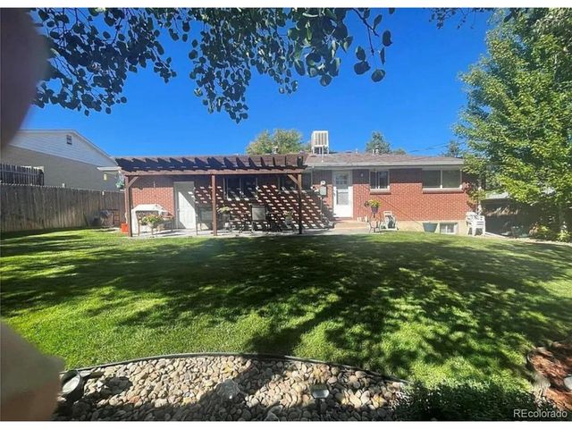5416 S Lakeview St, Littleton, CO 80120