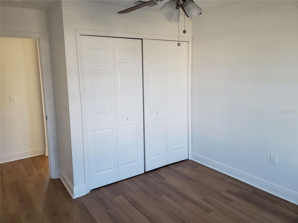 Image 5 of property listing at 100 SWEET PEA COURT, Poinciana, FL 34759