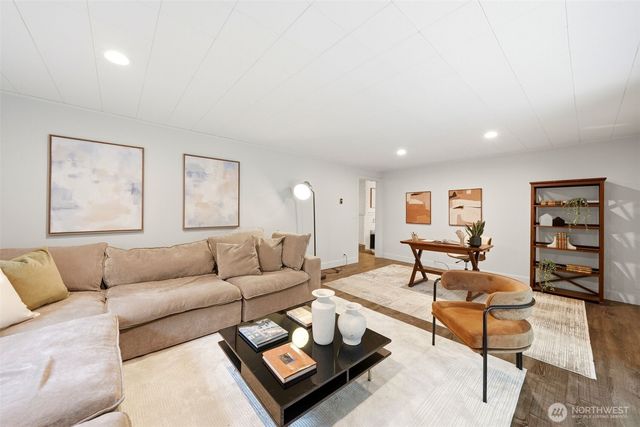 23029 61st Avenue SE, Woodinville, WA 98072