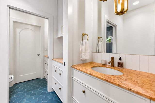 1915 Brackenridge ST, Austin, TX 78704