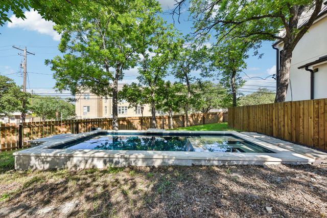 1915 Brackenridge ST, Austin, TX 78704