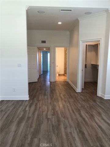 211 7th Street, Huntington Beach, CA 92648