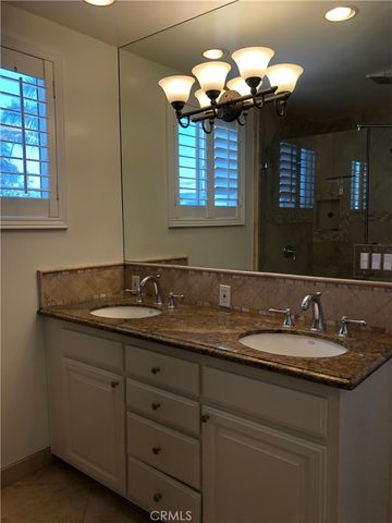 211 7th Street, Huntington Beach, CA 92648