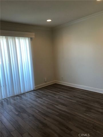 211 7th Street, Huntington Beach, CA 92648