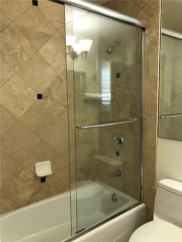 211 7th Street, Huntington Beach, CA 92648