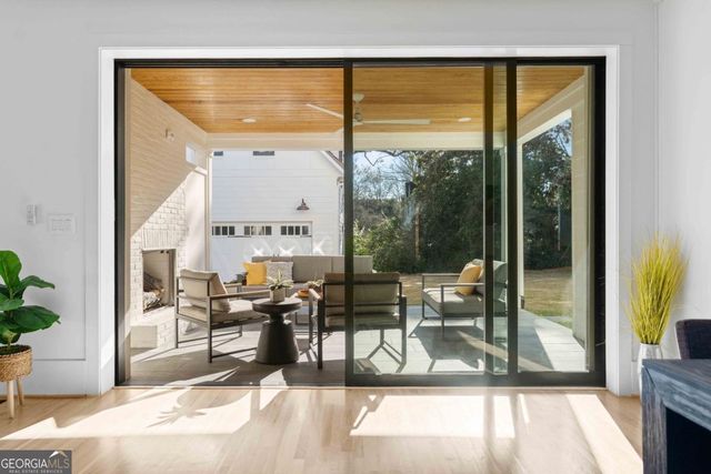 1165 Reeder Circle NE, Atlanta, GA 30306