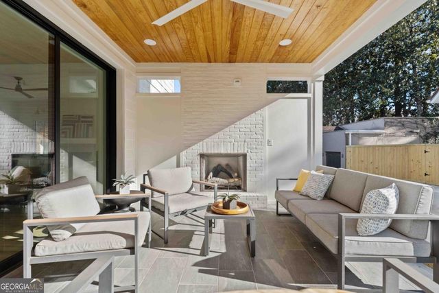 1165 Reeder Circle NE, Atlanta, GA 30306