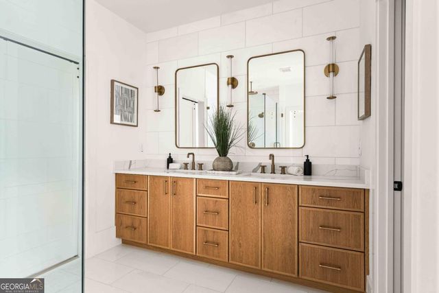 1165 Reeder Circle NE, Atlanta, GA 30306