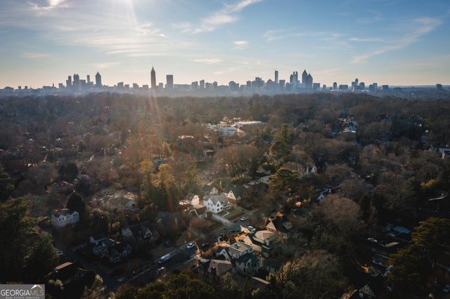 1165 Reeder Circle NE, Atlanta, GA 30306