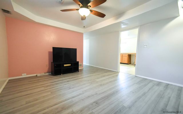 5168 HOY RD, Cheyenne, WY 82009
