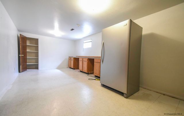 5168 HOY RD, Cheyenne, WY 82009
