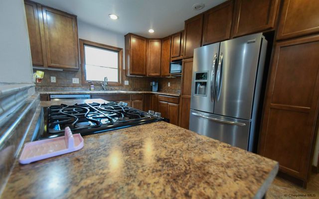 5168 HOY RD, Cheyenne, WY 82009