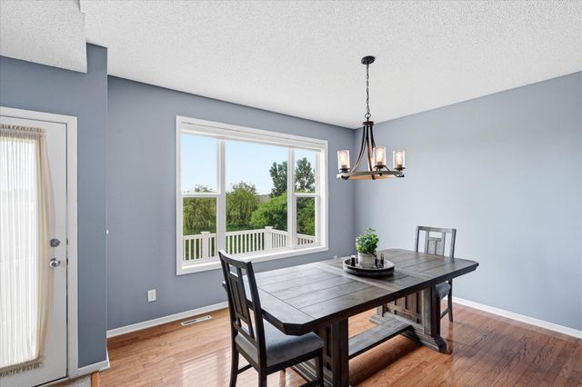 2410 Meadow Drive, Buffalo, MN 55313