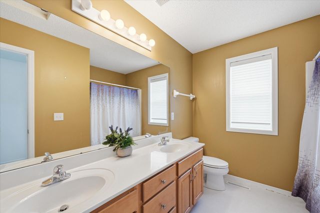 2410 Meadow Drive, Buffalo, MN 55313