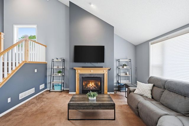 2410 Meadow Drive, Buffalo, MN 55313