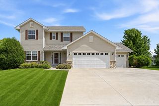 2410 Meadow Drive, Buffalo, MN 55313