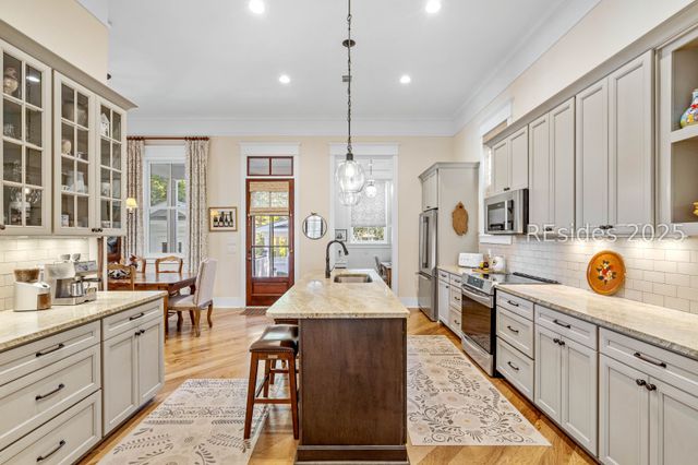 1 W Bluff, Beaufort, SC 29906