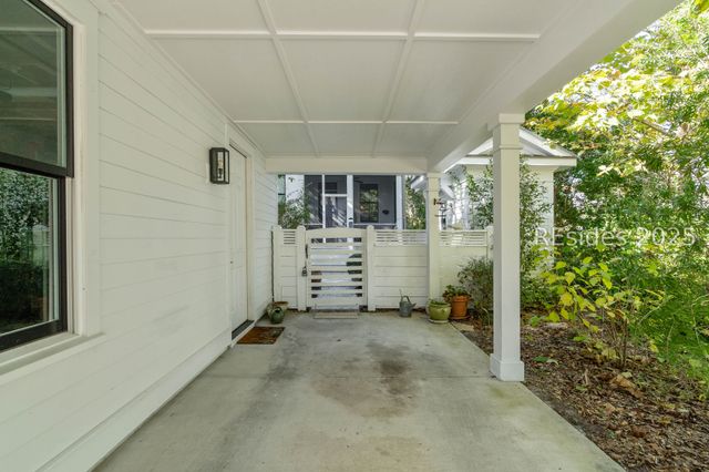 1 W Bluff, Beaufort, SC 29906