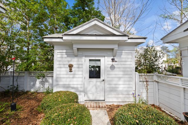 1 W Bluff, Beaufort, SC 29906