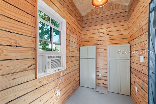 1 W Bluff, Beaufort, SC 29906