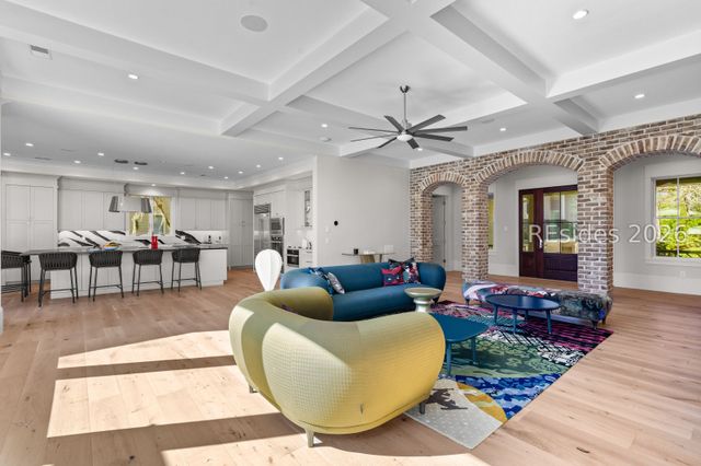 12 Jessamine Pl, Hilton Head Island, SC 29928