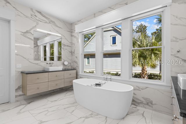 12 Jessamine Pl, Hilton Head Island, SC 29928