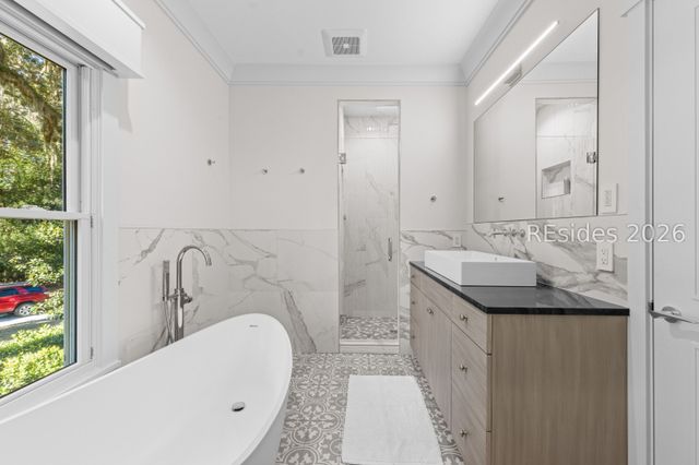 12 Jessamine Pl, Hilton Head Island, SC 29928