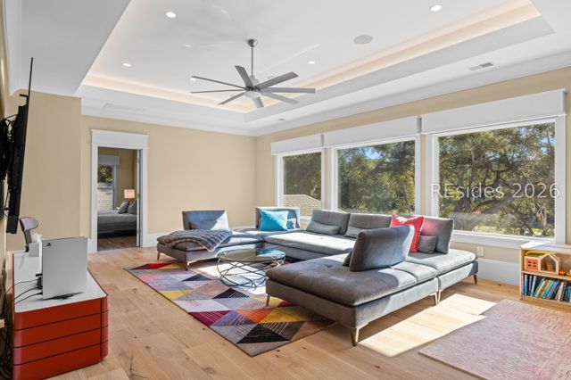 12 Jessamine Pl, Hilton Head Island, SC 29928