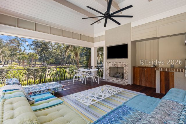 12 Jessamine Pl, Hilton Head Island, SC 29928